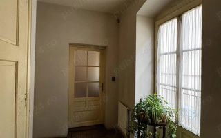 De vanzare apartament in Piata Sfatului - Poză 5