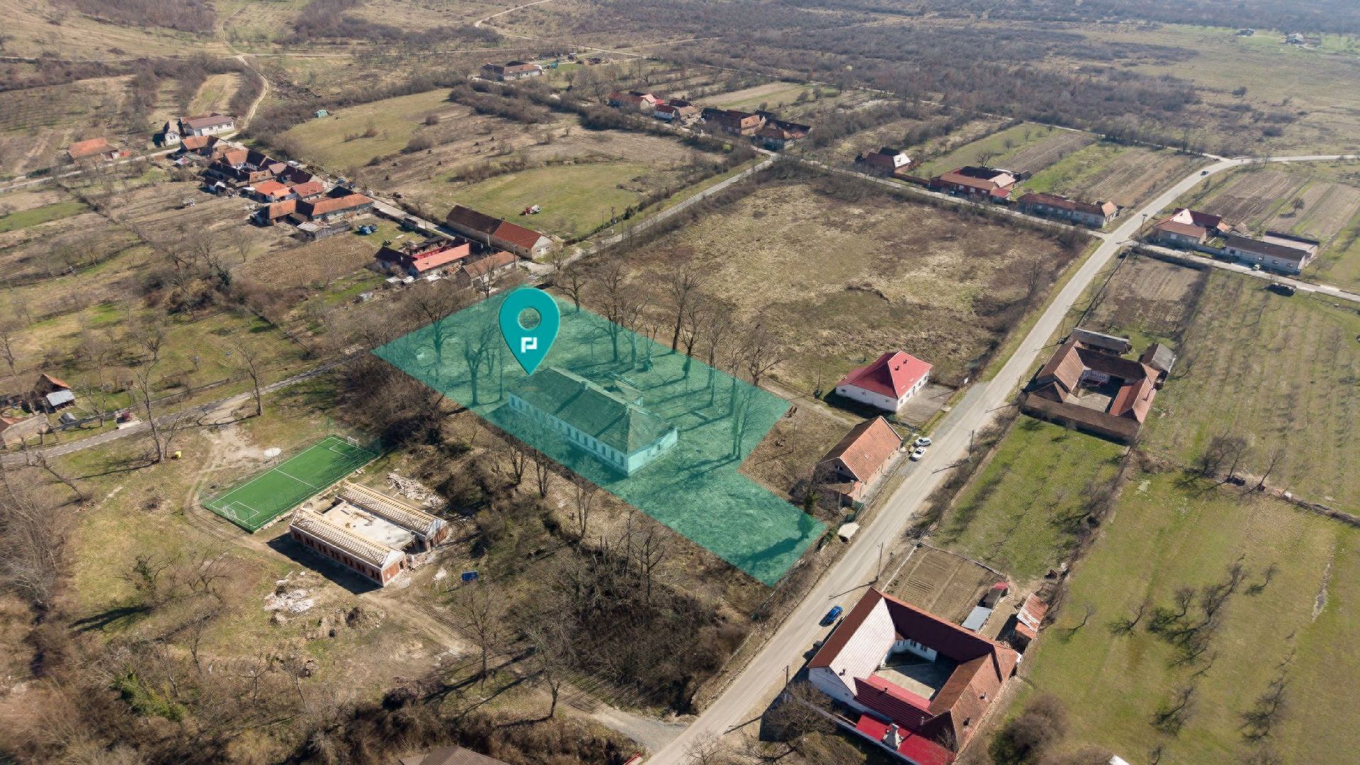 Conac nobiliar de secol XIX cu 8 camere în Maciova - Poză 29