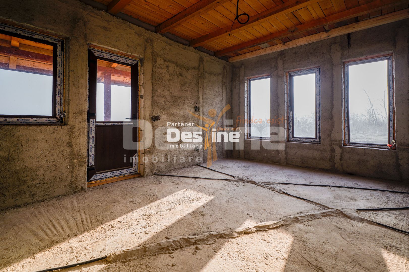 Casă individuală 3 camere 75 mp P+POD 570 mp teren - Poză 6