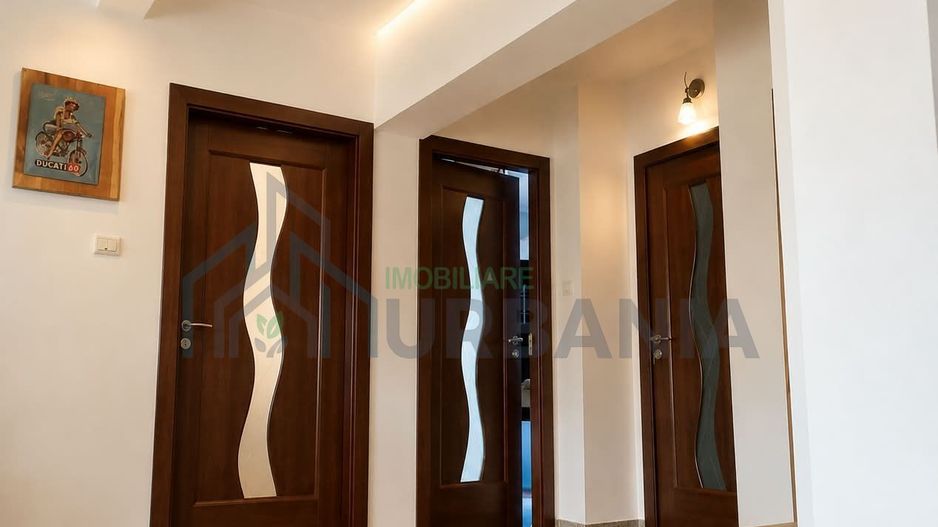 Apartament 4 camere -  semidecomandat  recompartimentat Zona Frumoasa - Poză 4