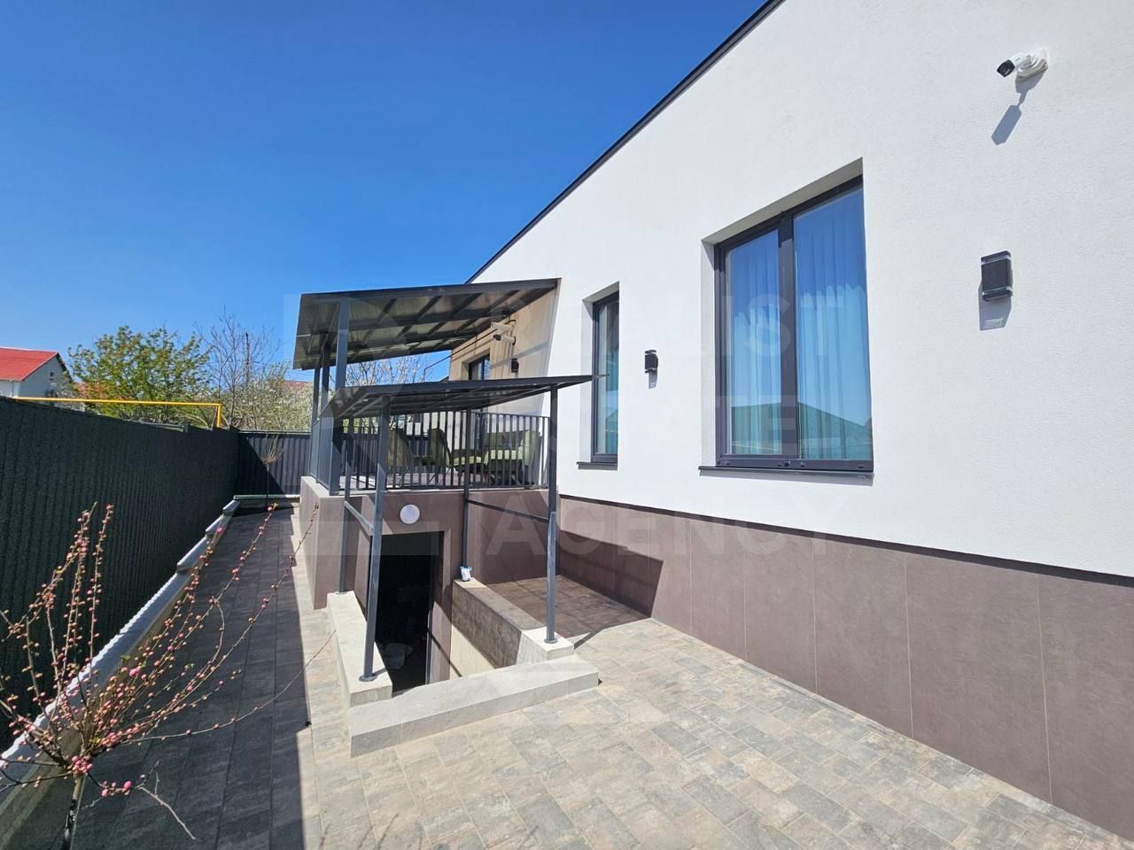 Vânzare, casă, 110 mp + 3 ari, strada Frasinilor, Ialoveni - Poză 2