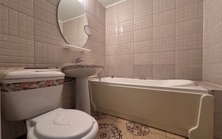 De vânzare! Apartament spațios cu 3 camere! - Poză 12