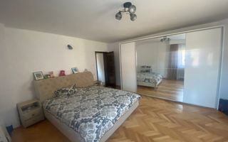 VILA S+P+E-306 MP, TEREN 2078 MP, CAMPULUNG - Poză 12