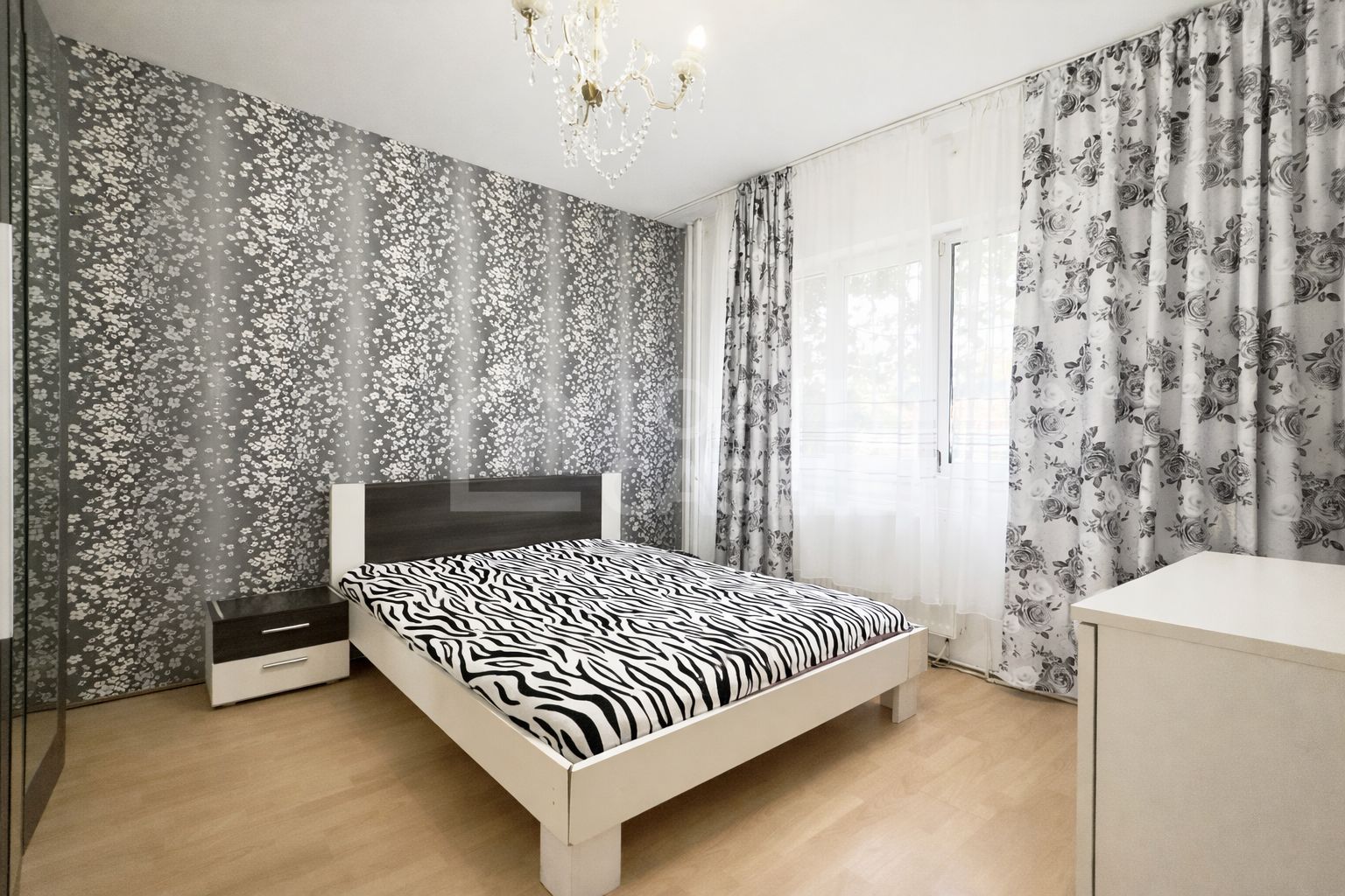 Apartament cu 2 camere, etajul 1, zona Primăverii, Mănăștur - Poză 1