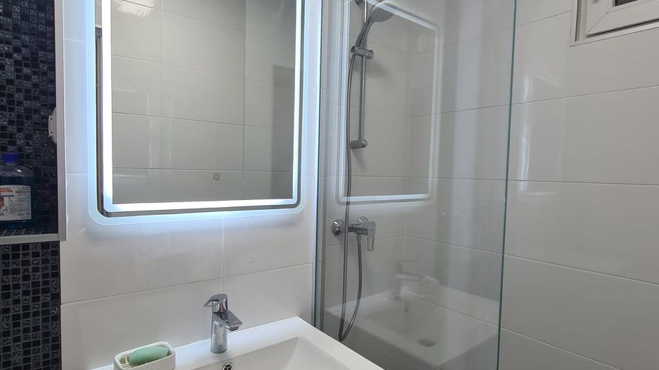 Apartament 3 camere Drumul Taberei - Poză 1