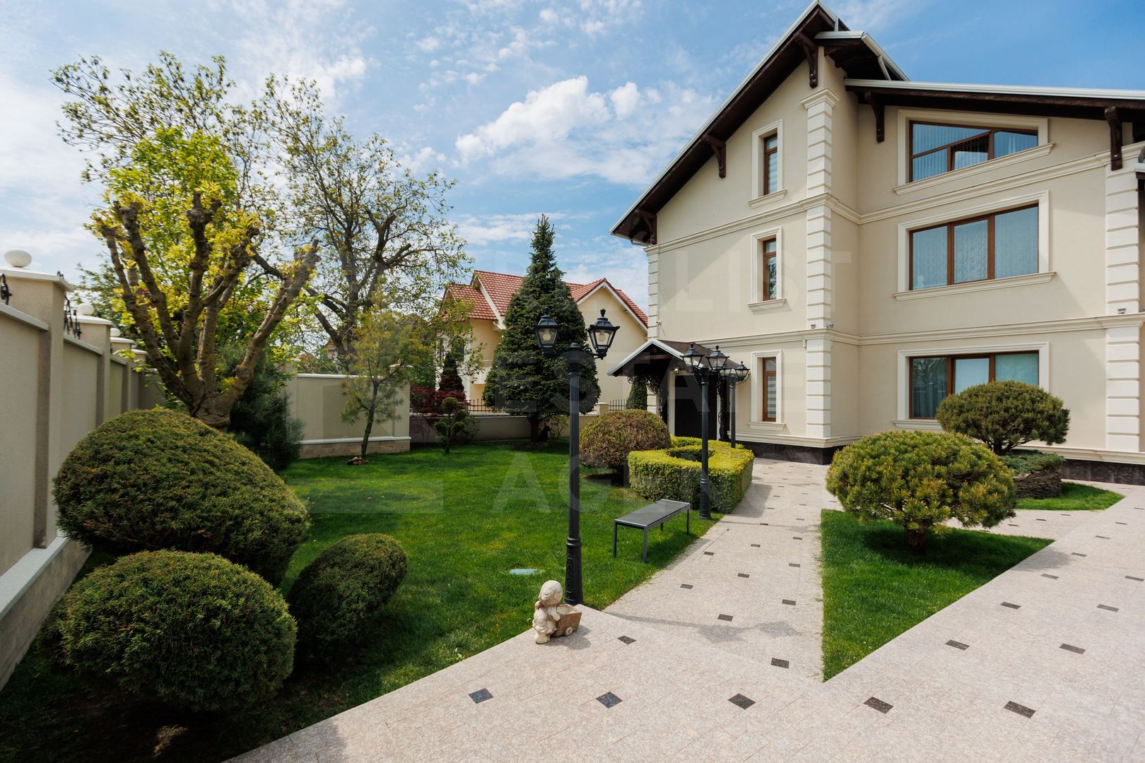Vânzare, casă, 3 nivele, str. Sfintul Pavel, Codru - Poză 5