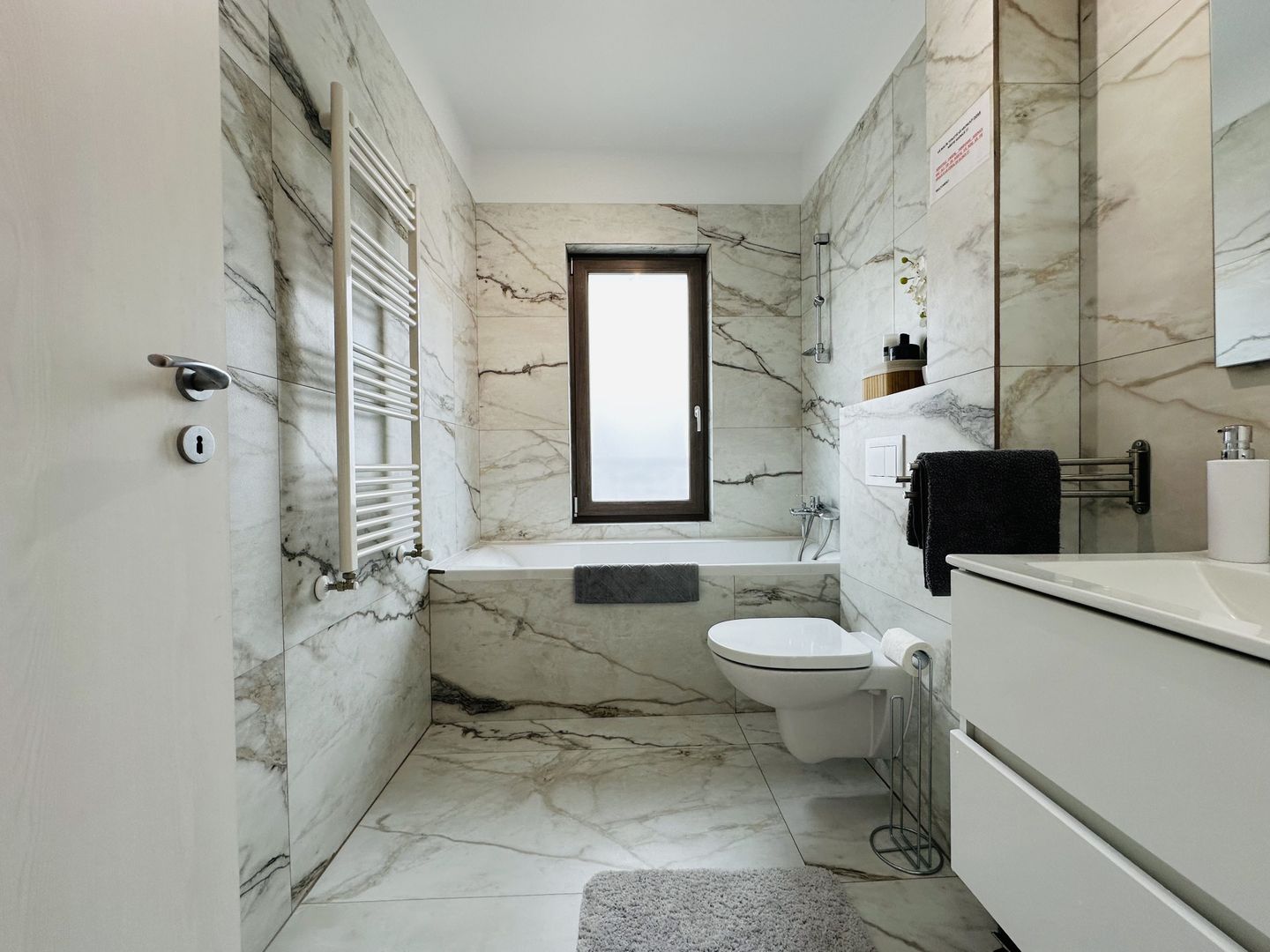 Oferta inchiriata - Apartament spatios si luminos - Segmentul Premium - Poză 14