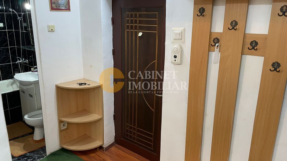 Apartament cu 2 Camere Decomandat - Zona Alexandru Cel Bun - Poză 2