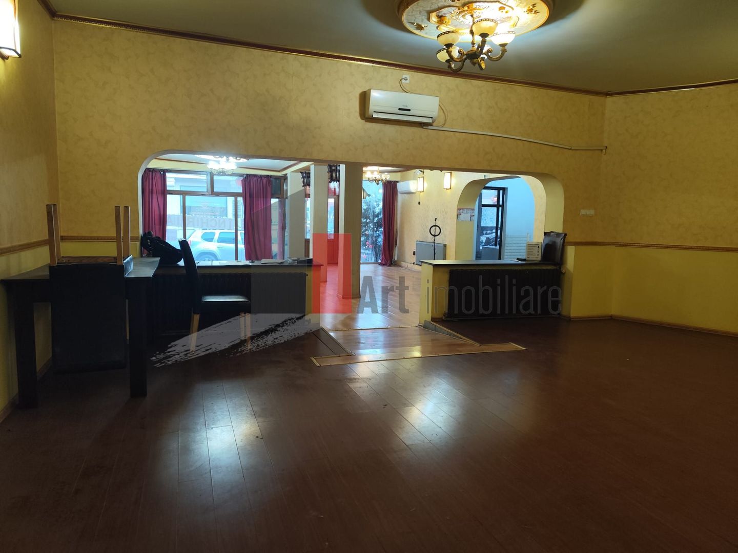 Spatiu comercial stradal, deschidere mare - Poză 12