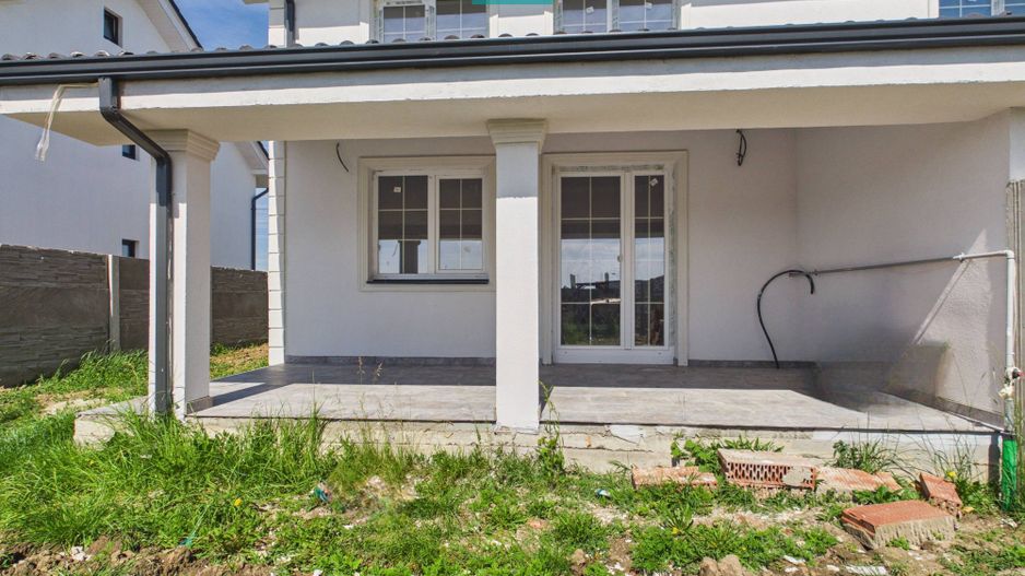 Duplex modern -4 camere Urseni-Moșnița Nouă - Poză 12
