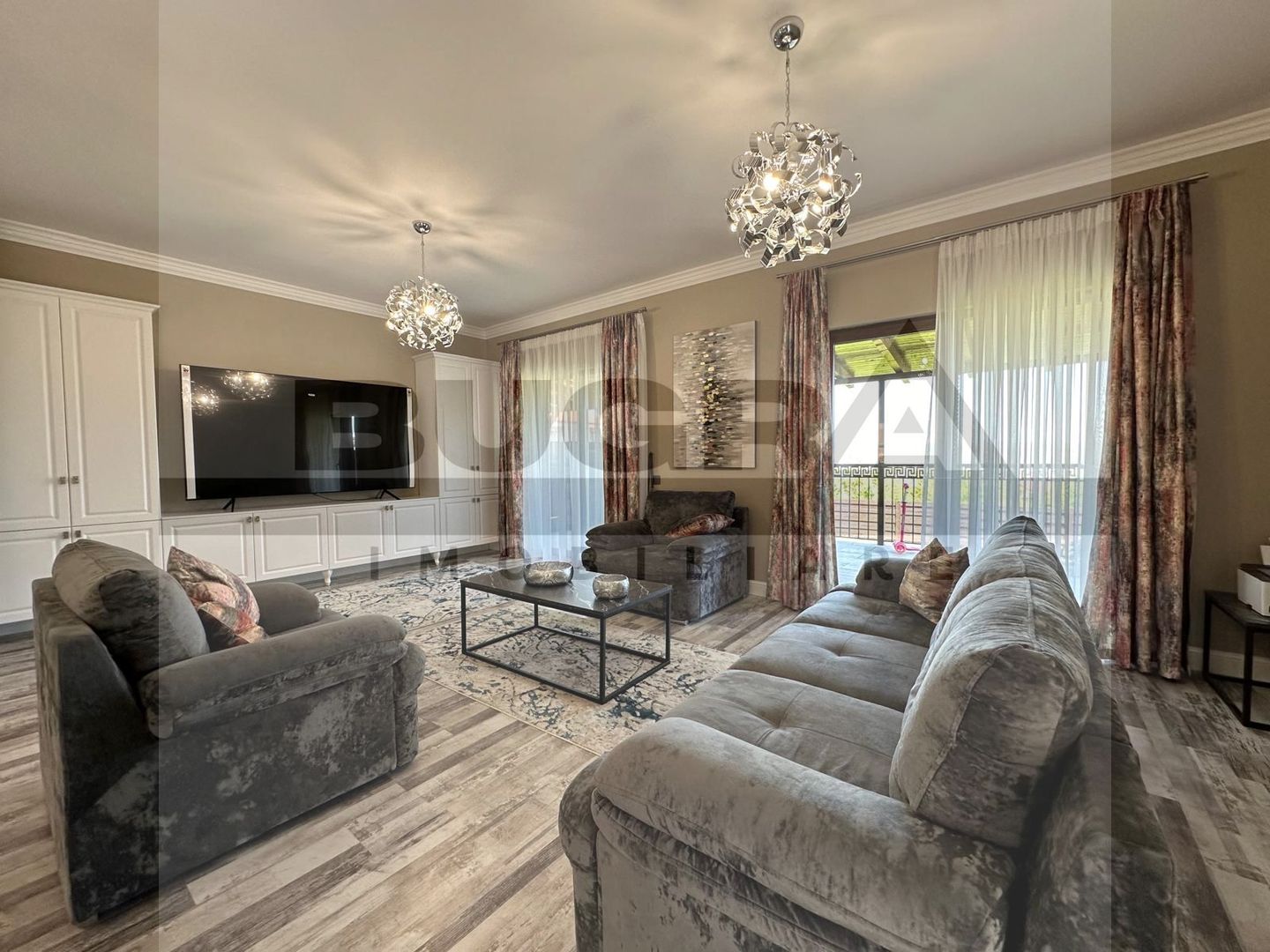 Duplex, 180mp utili, acces privat, ultrafinisat, petfriendly, Dezmir - Poză 1