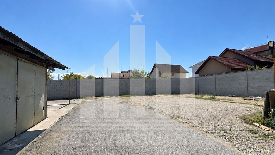 Teren intravilan | 898 mp | 28 ml deschidere | Asfalt | Cetate - Poză 1