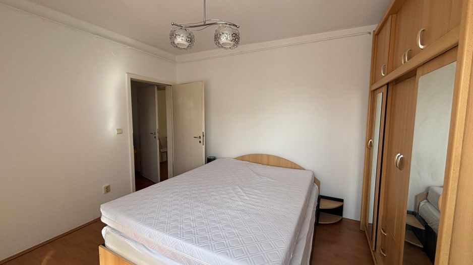 Apartament 3 camere zona Medicina - Poză 6