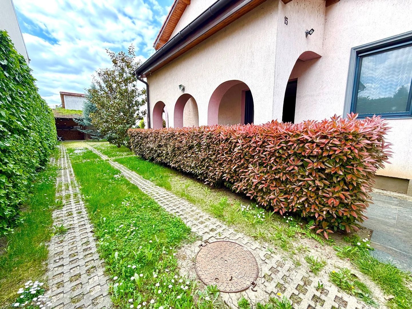 Vila cu 4 camere cu lift, jacuzzi și terasă panoramică tip penthouse - Poză 18