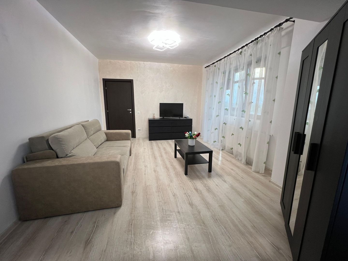 AP. 3 CAMERE APARATORII PATRIEI, LOC PARCARE, BLOC NOU, METROU 4 MIN - Poză 1