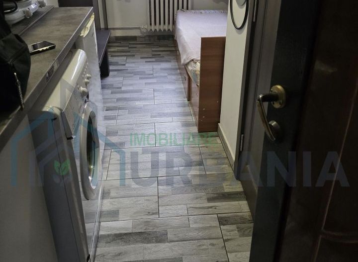 # De vanzare camera cămin 12 mp bularga wc dus,în casa - Poză 1