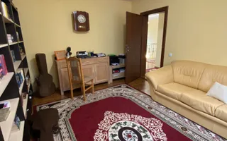Vila  Frumoasa , individuala ,Sibiu ,7 camere , 5 Bai , mobilata ,utilata - Poză 53