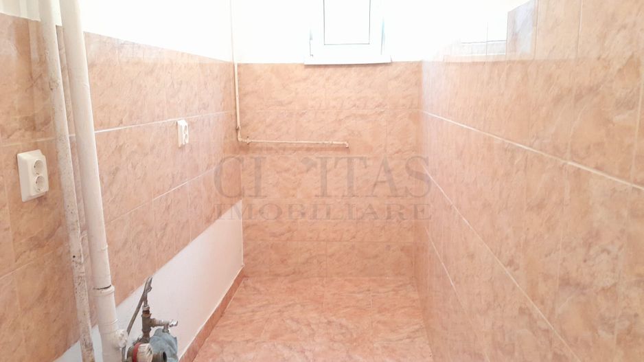 2 camere, 31 mp, langa Piata Hermes!! - Poză 4