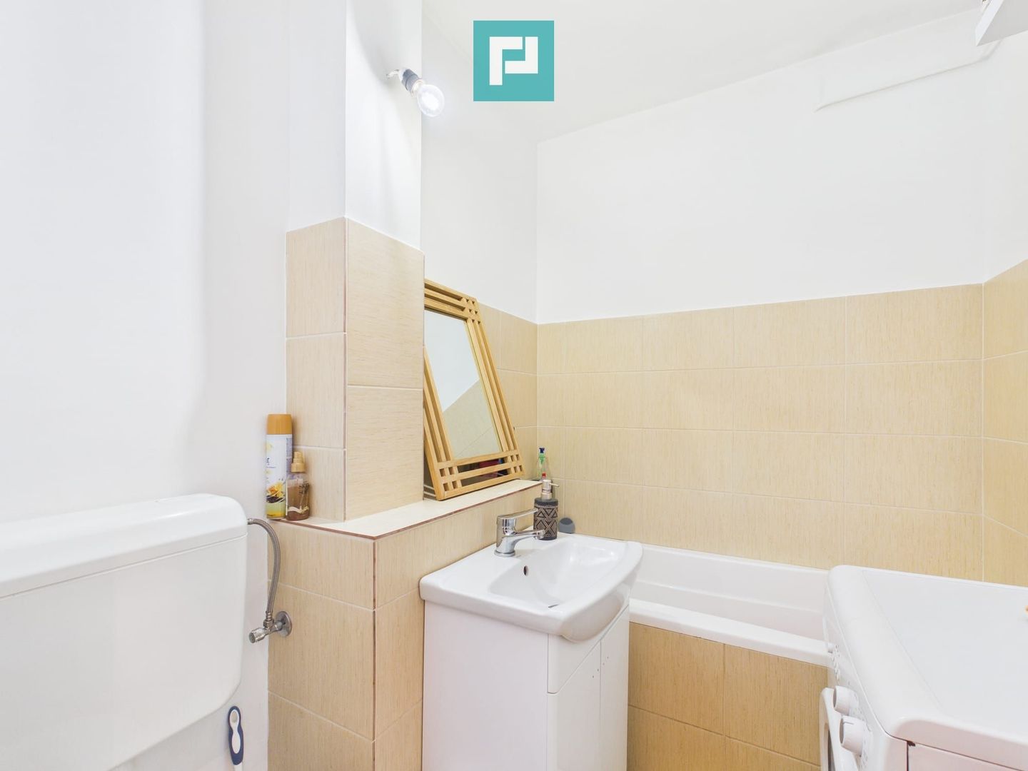 Garsonieră amenajată confort 1 în Micalaca - Poză 4