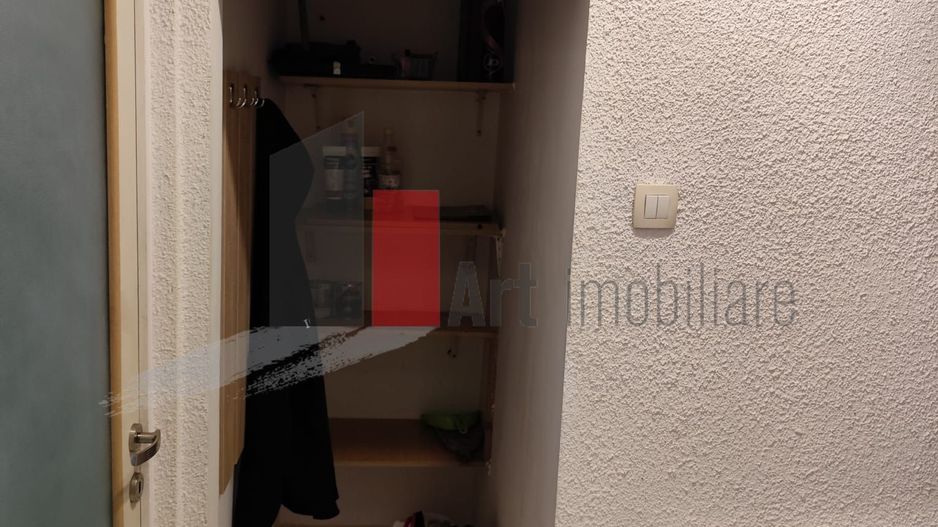 Apartament de vanzare cu 2 camere in zona Pajura. - Poză 28