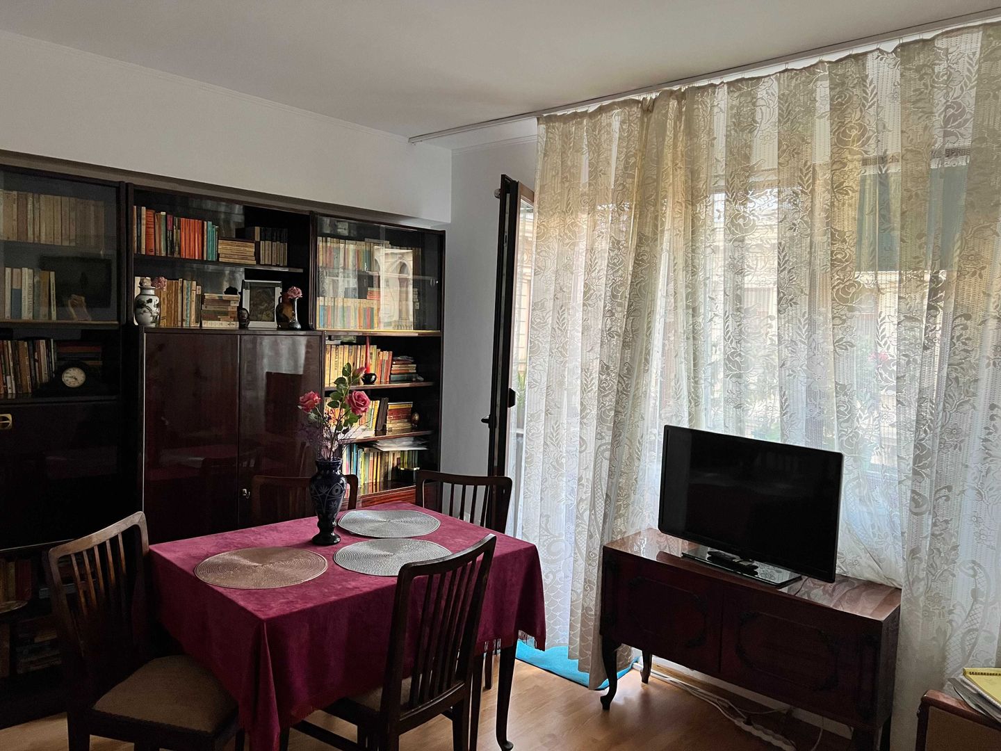 De inchiriat apartament 2 camere UltraCentral, bloc romanta - Poză 3