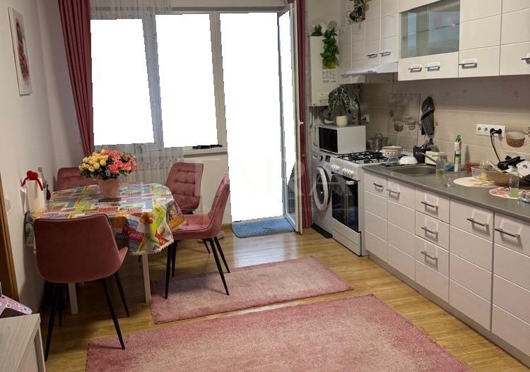 Apartament 2 camere, living, dormitor, zona Terra.. - Poză 1