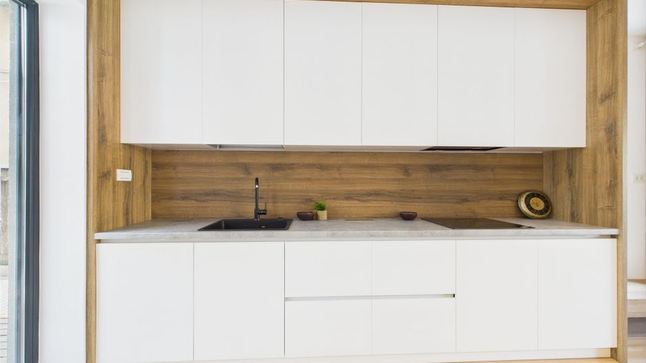 Casă modernă și elegantă, mobilată și utilată - Poză 27