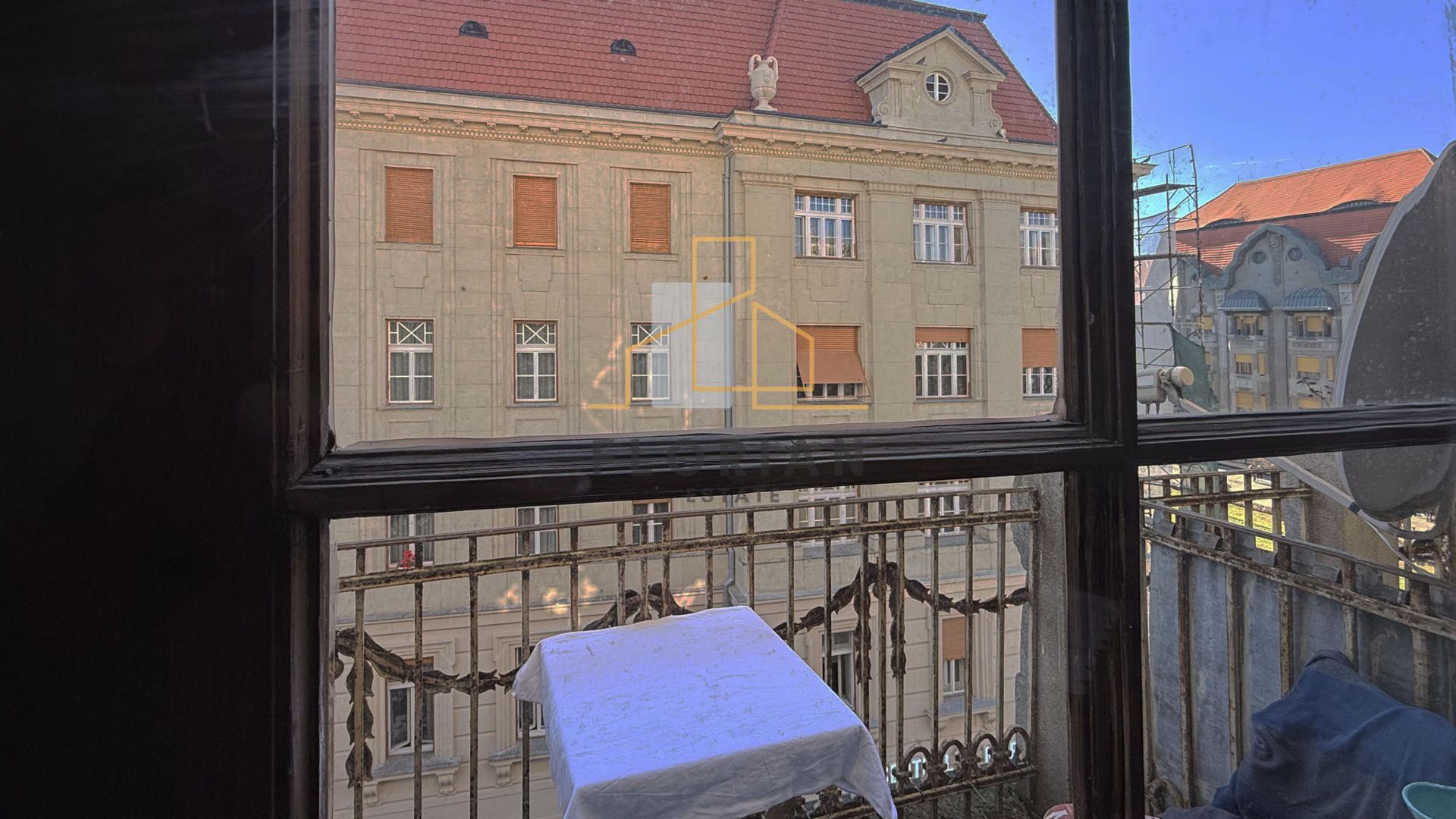 Apartament de vanzare in Piata Victoriei, 87.000 euro - Poză 4