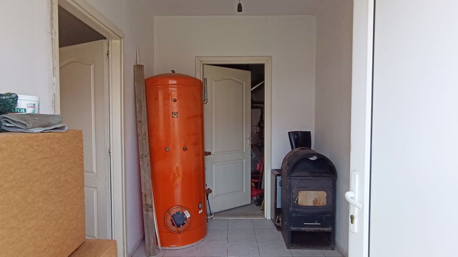 Casa si teren de 916mp in Sacele,cu front la B-dul Brasovului - Poză 9