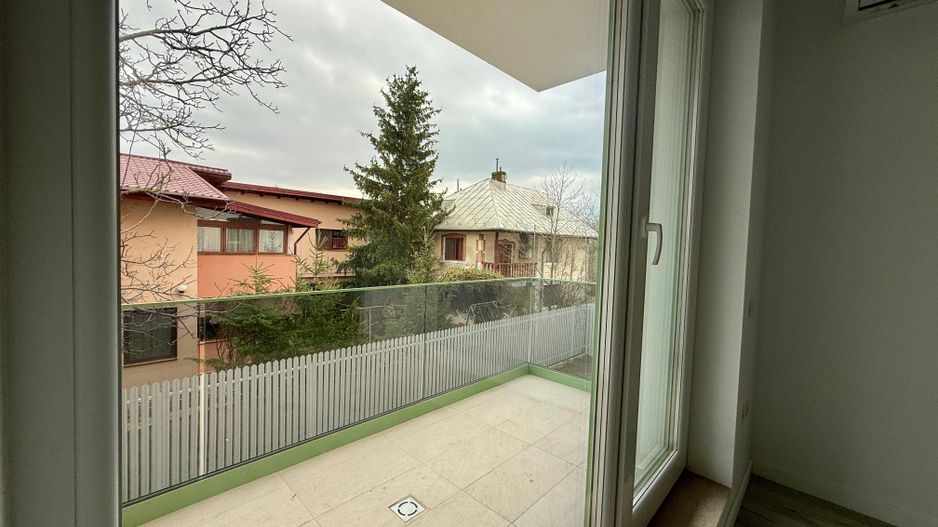 Apartament 2 camere de vânzare | City Nord Tunari | Strada 1 Decembrie - Poză 2