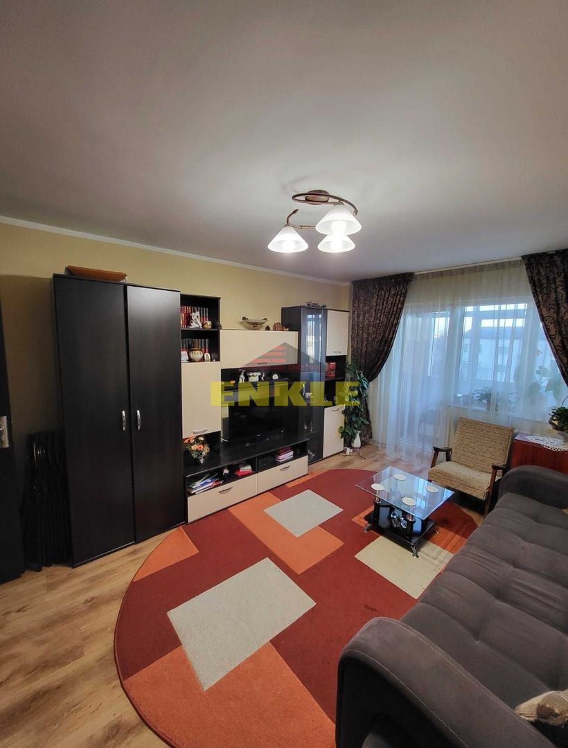 Apartament de închiriat – 2 camere, zona Primăverii - Poză 1