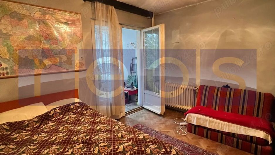 VANZARE APARTAMENT 2 CAMERE 51MP METROU DRISTOR NECESITA RENOVARE SEMIDECOMANDAT - Poză 3