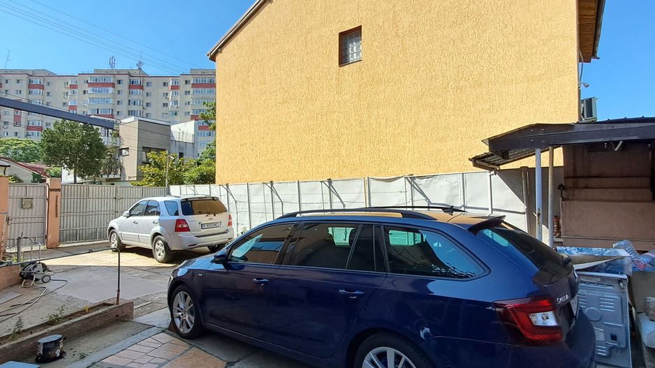 Brancoveanu, vila 5 camere, 260 mp utili, garaj subteran, stb, metrou - Poză 3