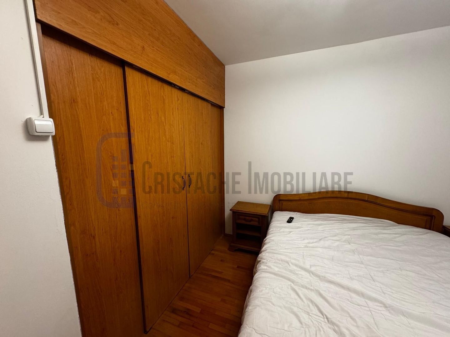 Închiriere apartament 2 camere – Parcul Lumea Copiilor (Str. Pridvorului) - Poză 10