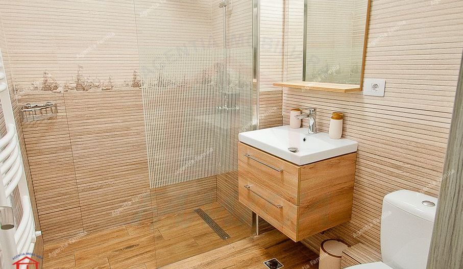 Apartament rafinat, 3 camere, complet renovat – Țiglina 2, etaj 1 - Poză 5