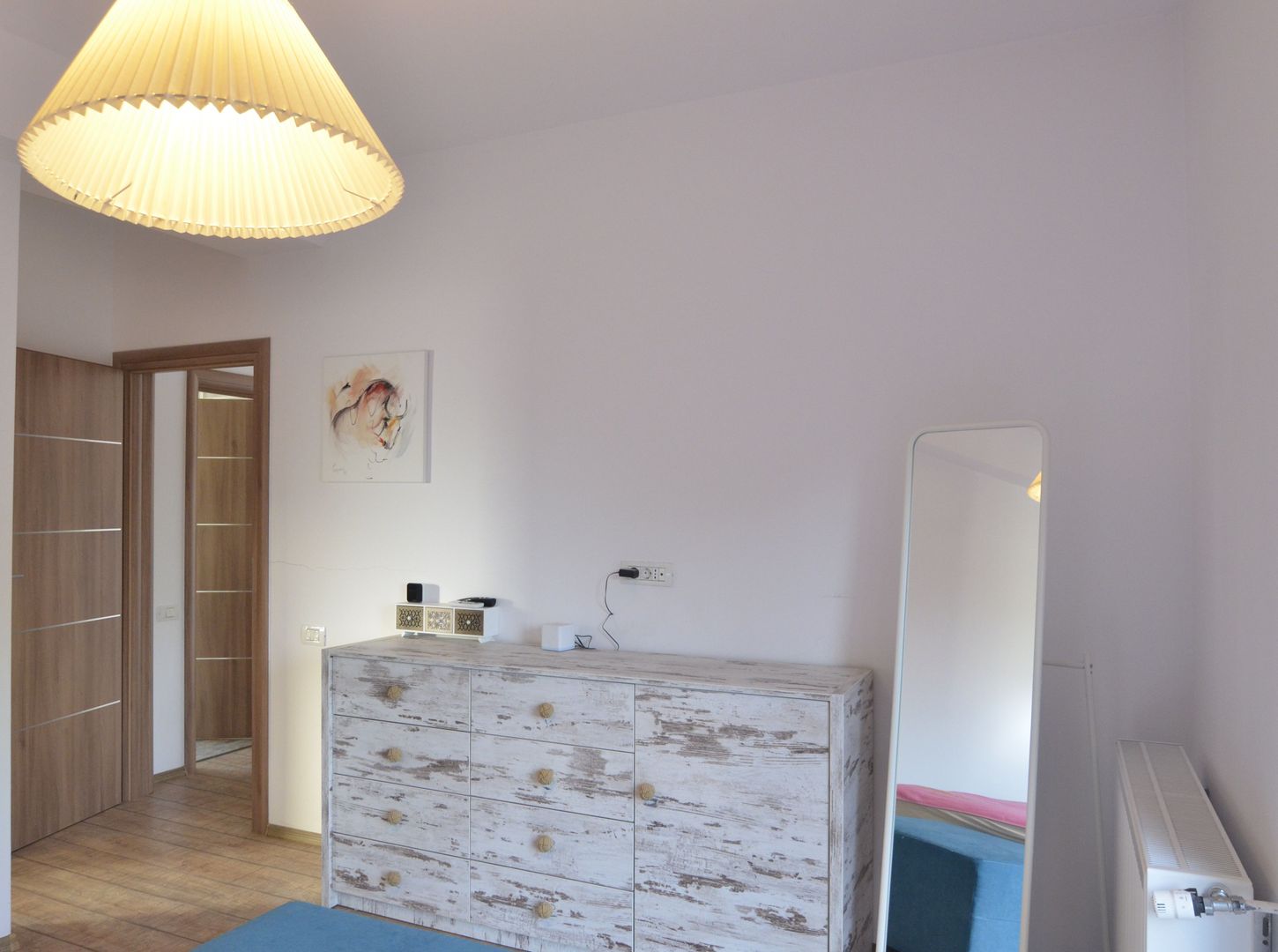 Inchiriem vila spatioasa singur in curte zona Tunari - Poză 27