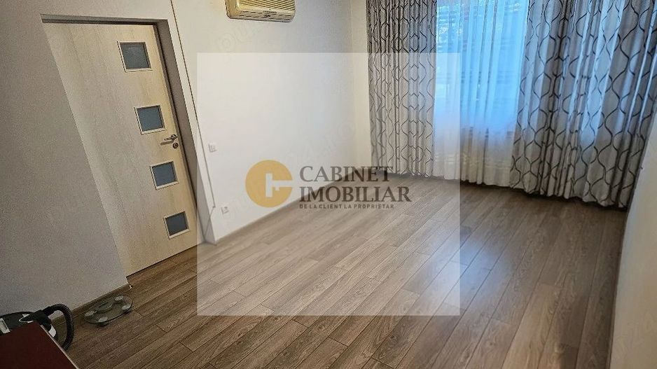 3 Camere - 60MP | Decomandat | 1/4 | Credit | Crangasi - Poză 6