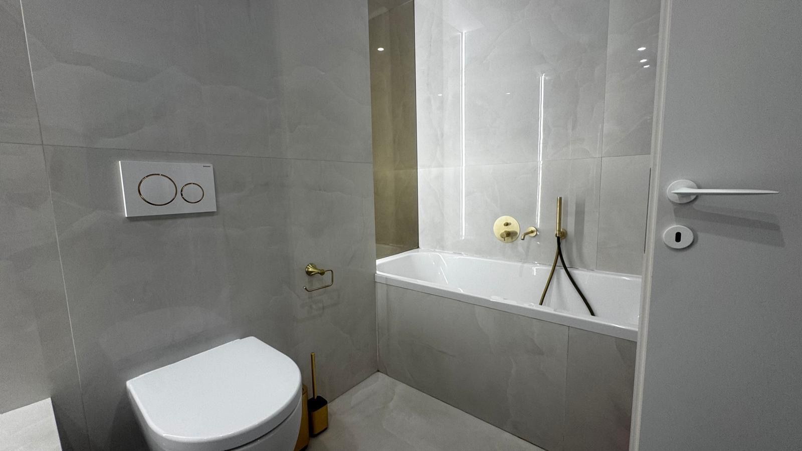 Apartament 2 camere Cortina North parcare inclusa - Poză 5