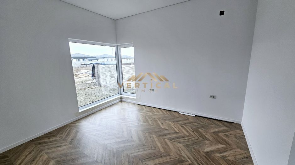 Casa individuala la iesire in comuna Berceni - Poză 11