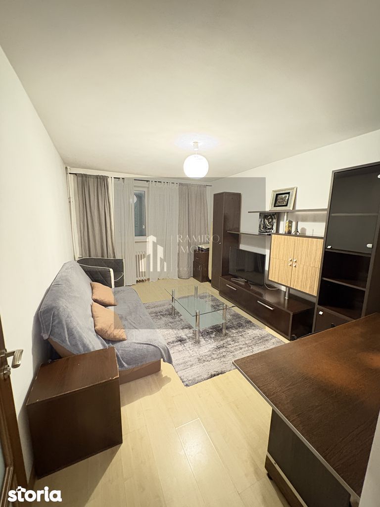 2 camere decomandat - Strada Reșița /  Huedin - Poză 1