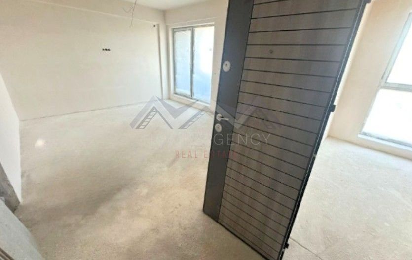 Apartament 2 camere Otopeni central | bloc cu lift | include parcare - Poză 8