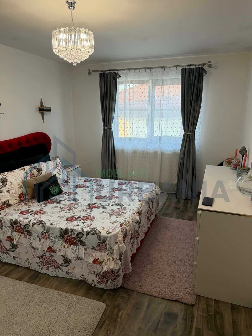 Apartament de vânzare - Poză 4