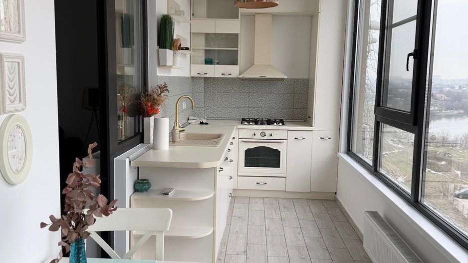 AP. 2 CAMERE - 68 MP, BLOC NOU, CENTRALA PROPRIE, PARCARE INCLUSA - Poză 3