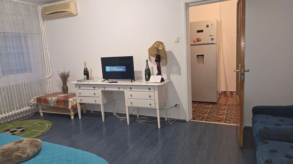 AP. 2 CAMERE LUJERULUI, METROU 1 MINUT, RENOVAT, BUCATARIE INCHISA - Poză 3