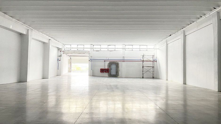 Hală de depozitare si productie - Poză 1