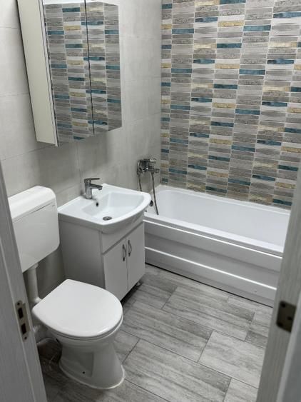 De inchiriat apartament cu 2 camere NEMOBILAT , Metalurgiei sector4 - Poză 9