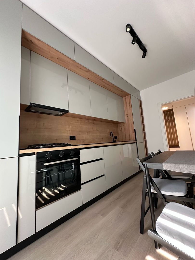 Primă închiriere! 2 camere moderne, terasă, metrou Lujerului - Poză 1