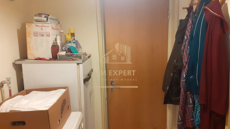 APARTAMENT 3 CAMERE, ETAJ 1, CAMPULUNG, PRET 43000 EURO - Poză 5