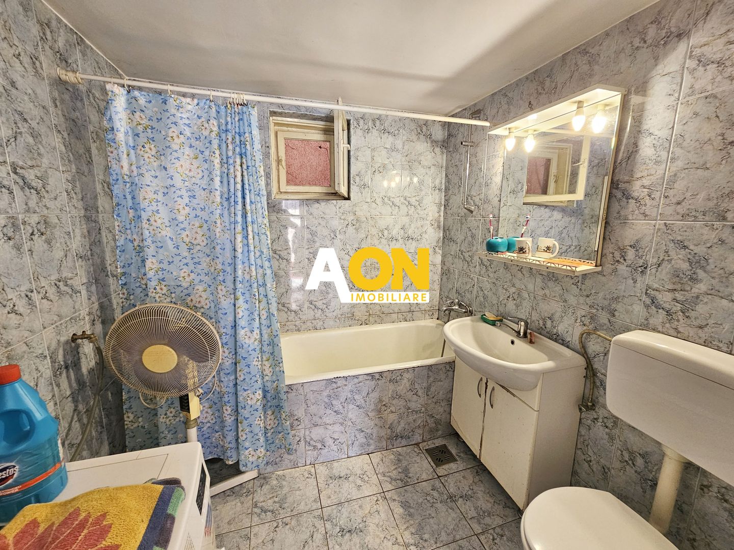 Casa cu 2 corpuri de cladire, 744 mp teren, toate utilitatile, Micesti - Poză 12