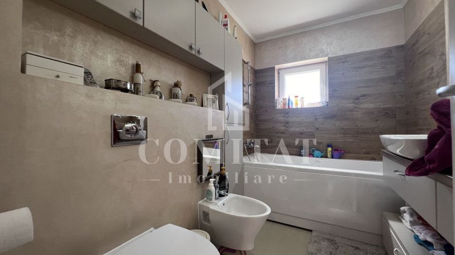 Apartament cu 3 camere, balcon și parcare | cartier Europa - Poză 6